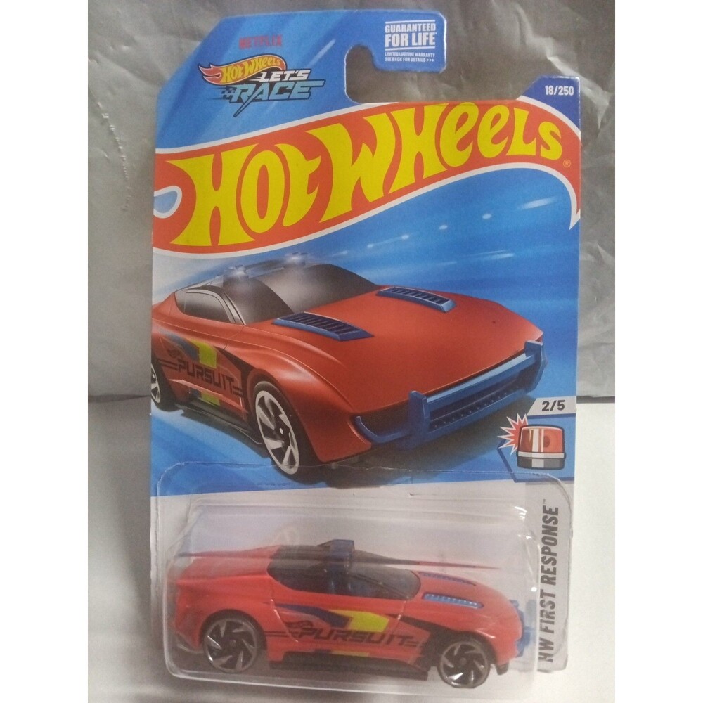 2025 Hot Wheels Alpha Pursuit 18/250 Red